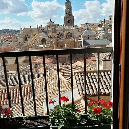 Prana Junto Al Alcazar Toledo