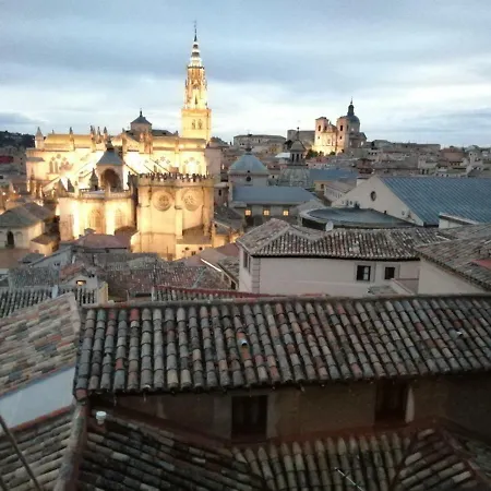 Prana Junto Al Alcazar *